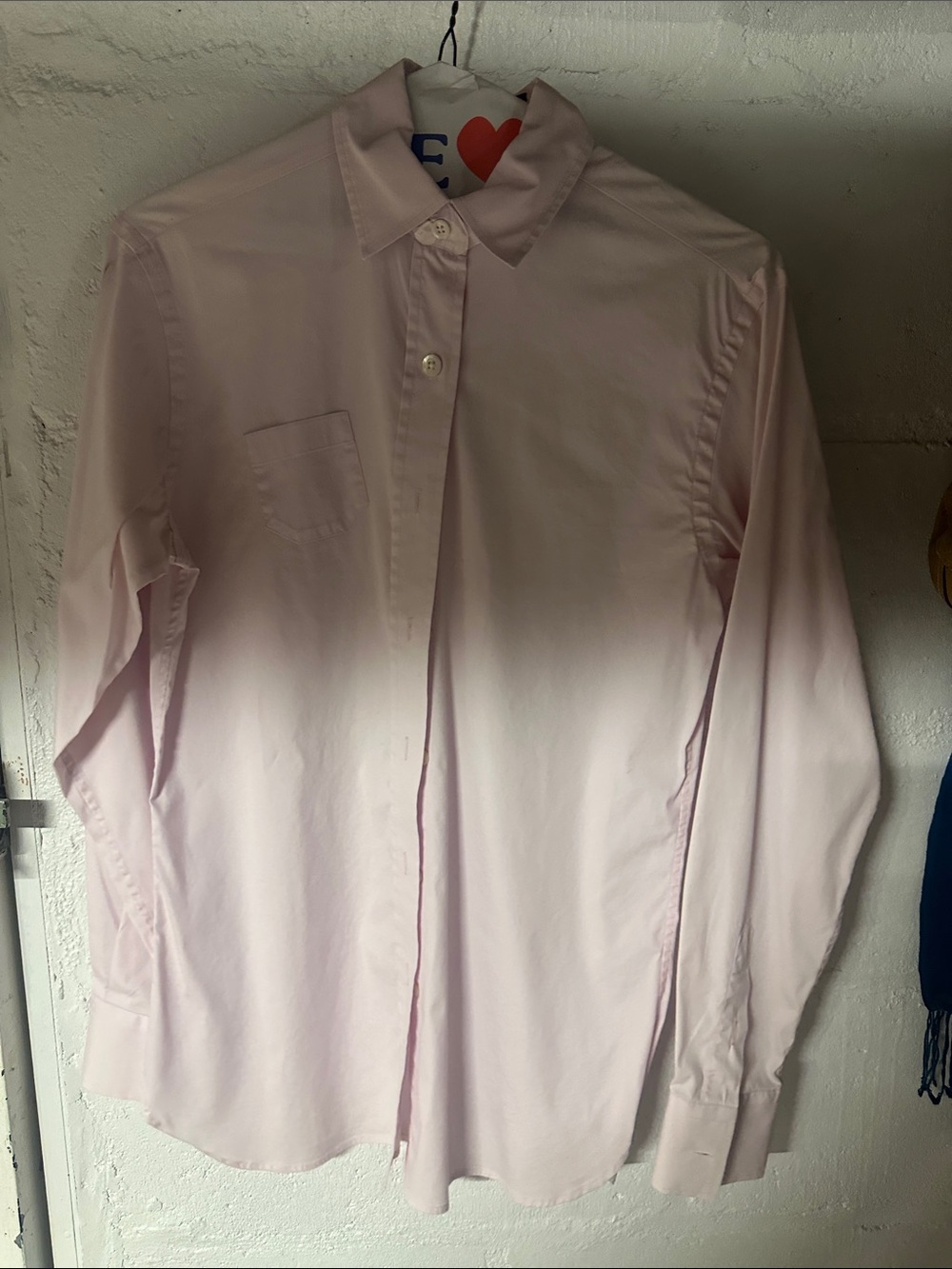 Alara woman's Pale Pink Dress Shirt - Classic Long Sleeve by